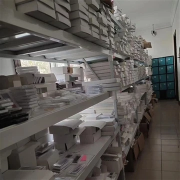 Obvestilo o praznikih Eyelash Factory 2022